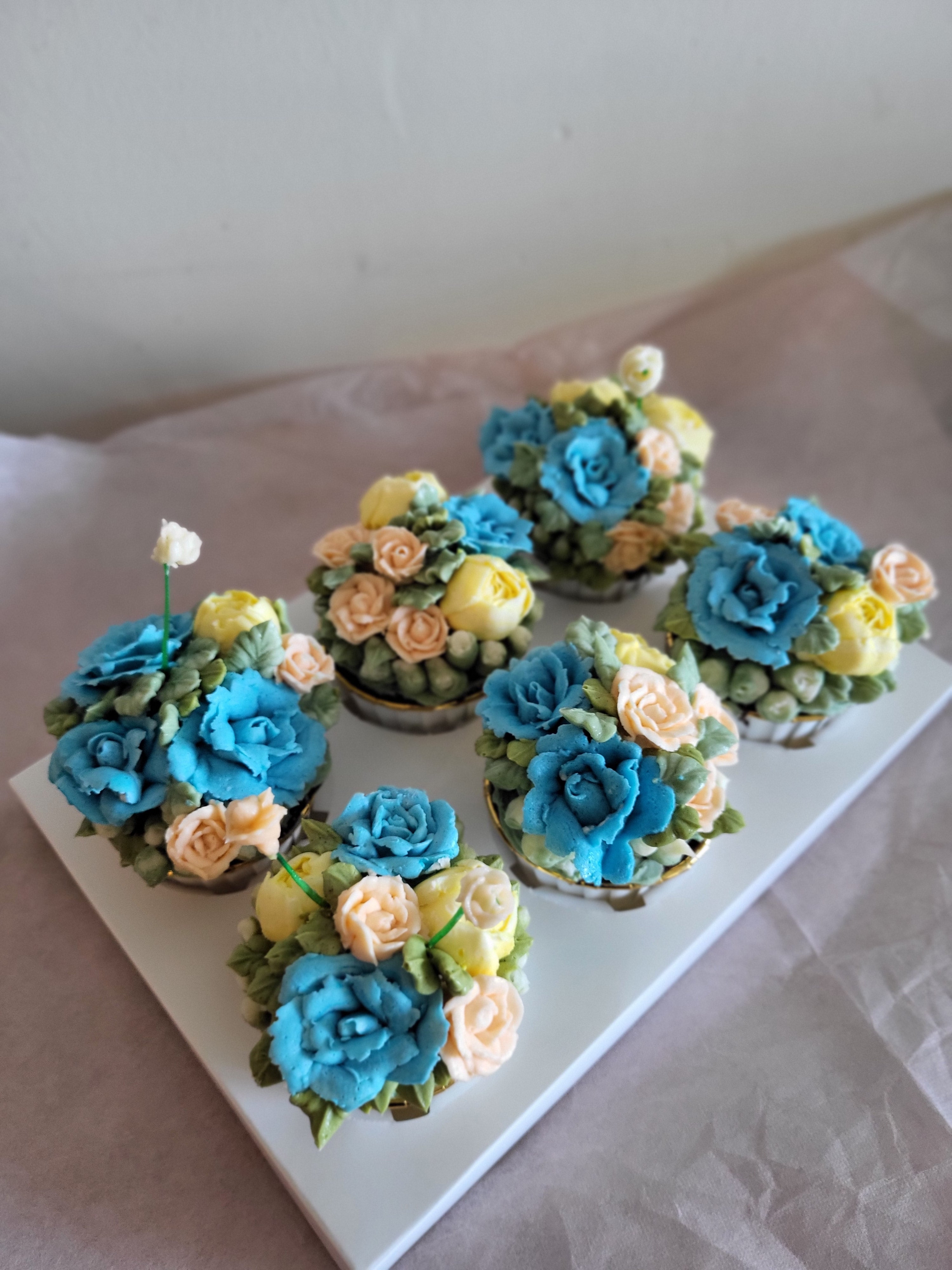 Floral Cupcakes