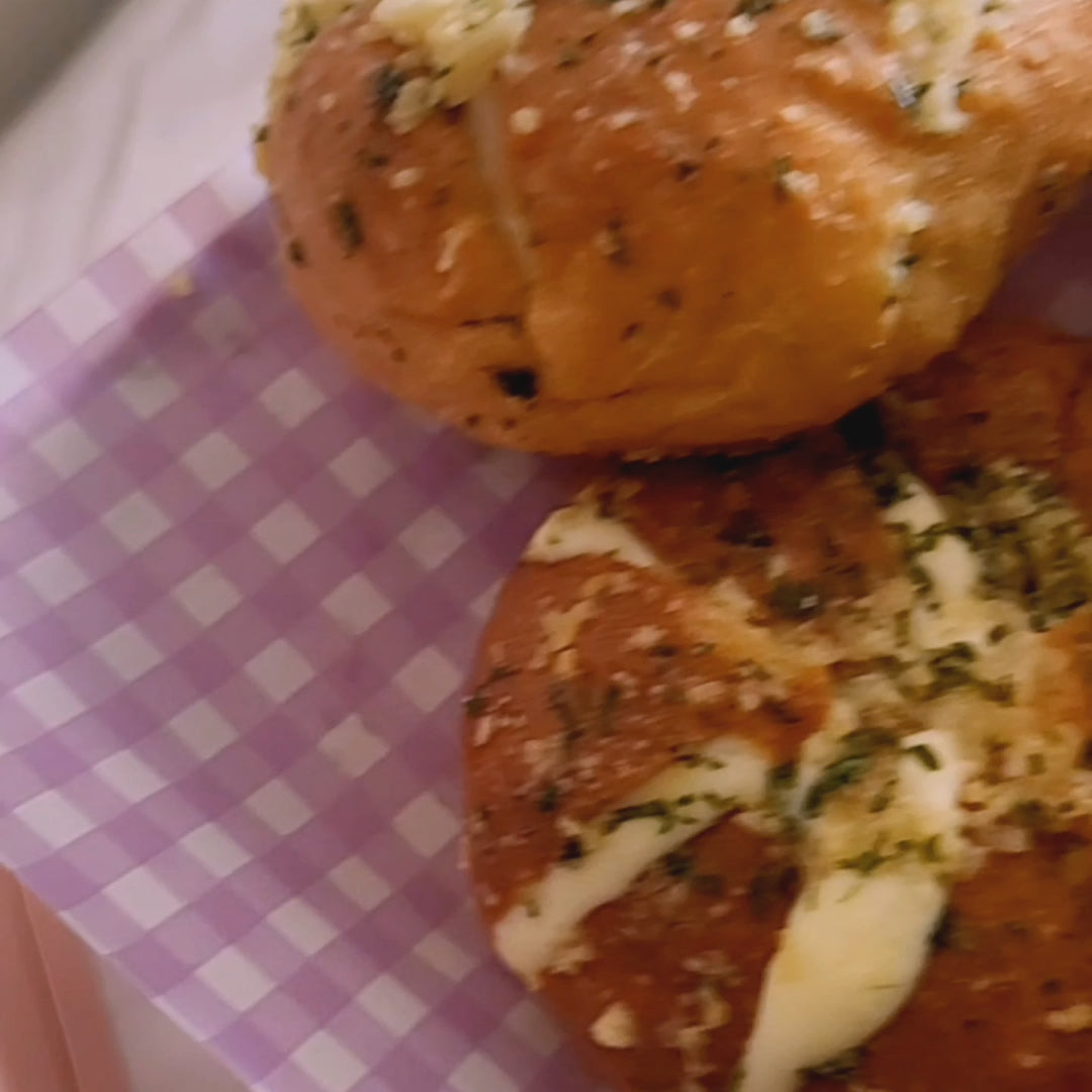 Korean Cream Cheese Garlic Bread