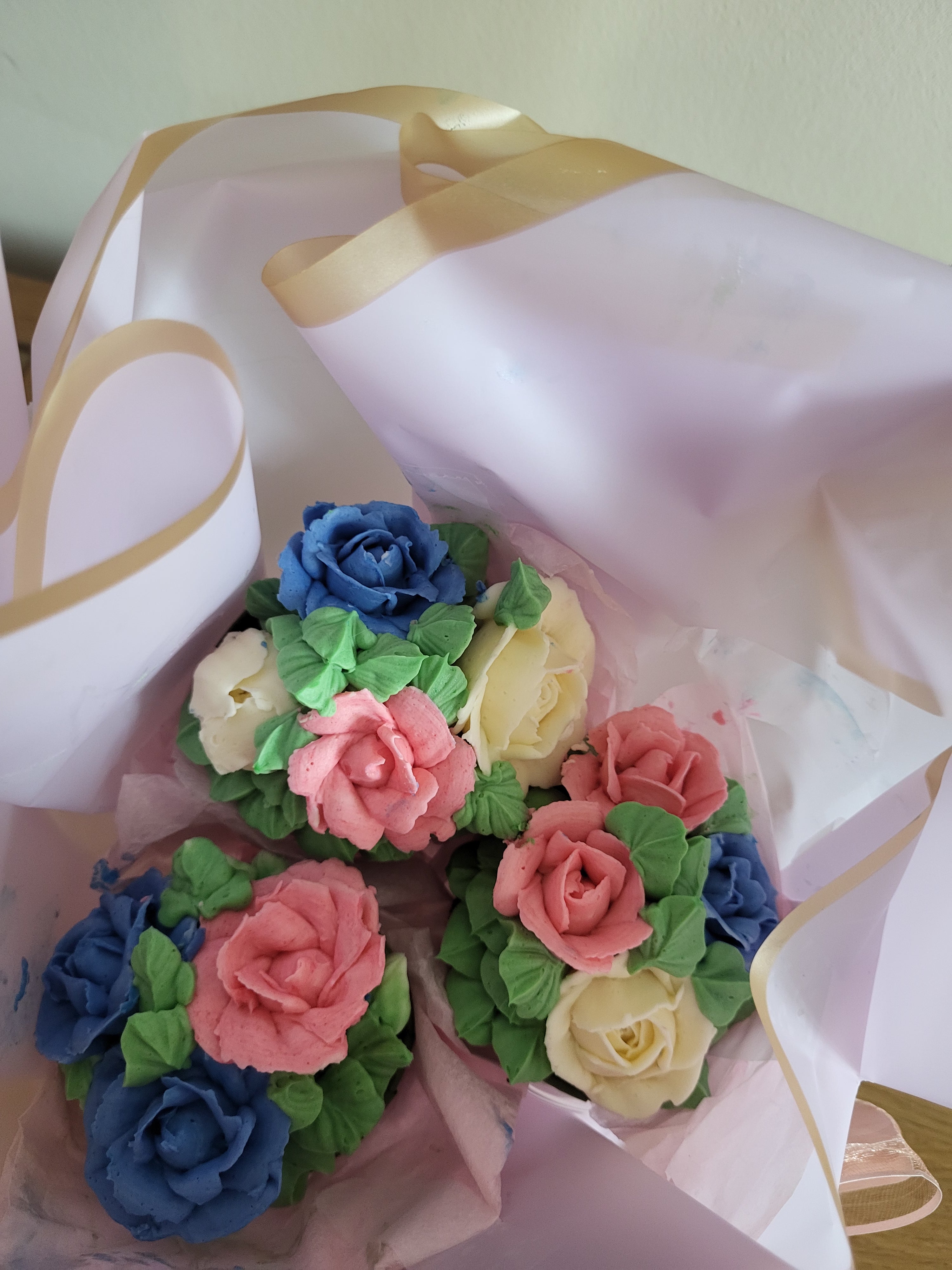 Cupcake Bouquet 3pcs