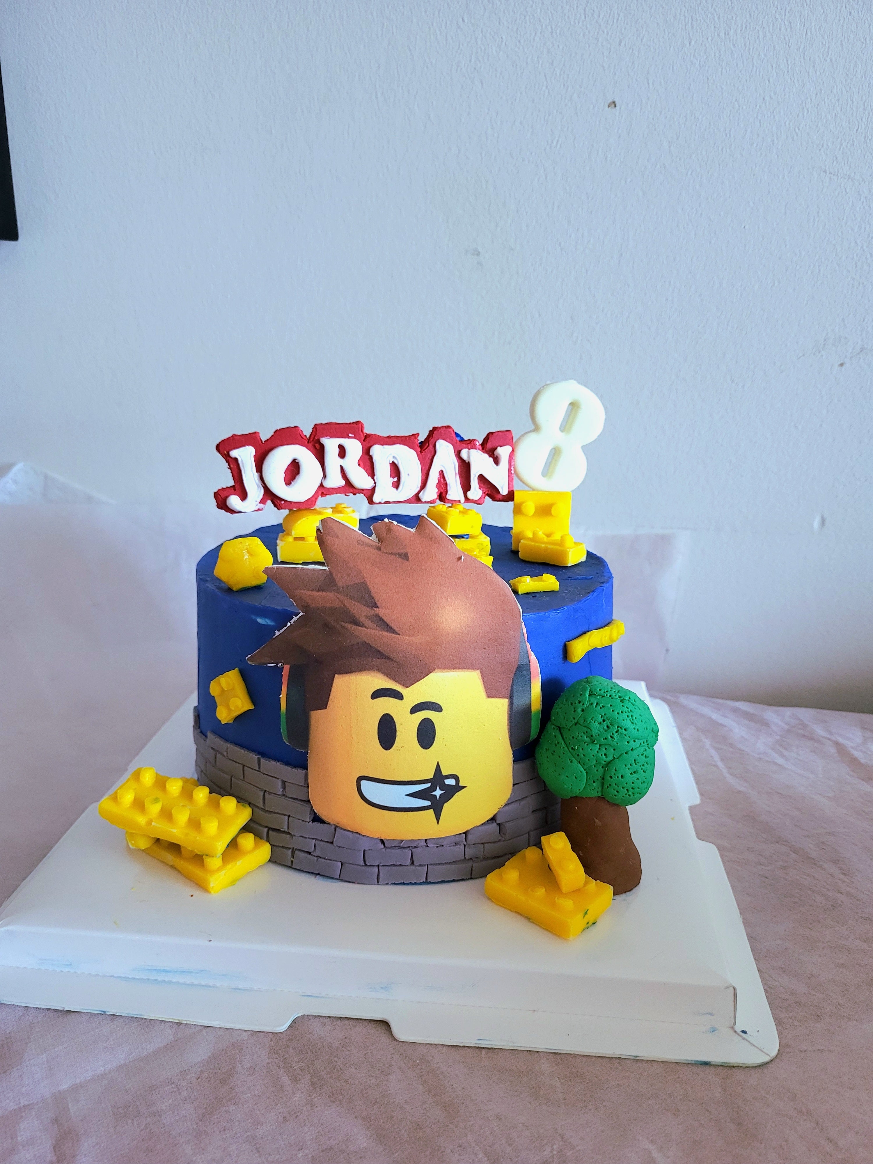 Roblox Cake