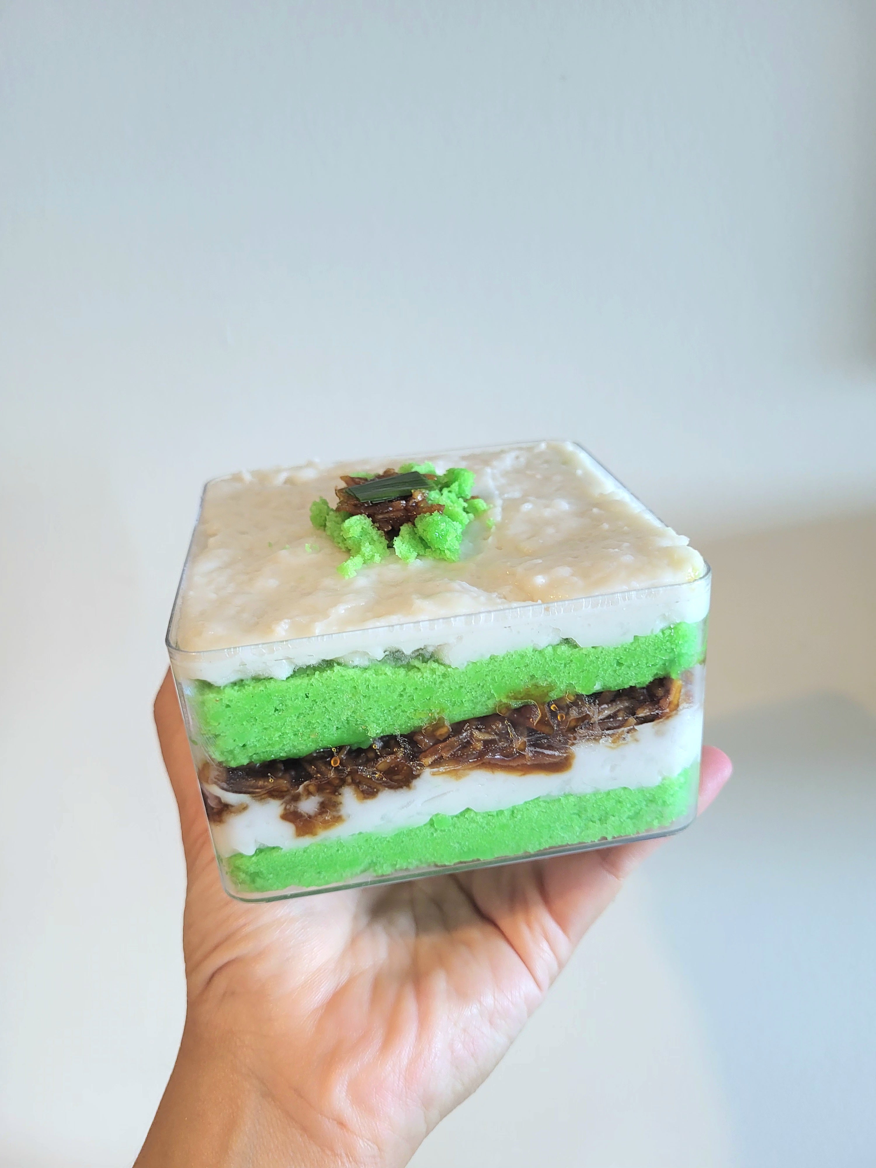 Pandan Cake (Indonesian Style)