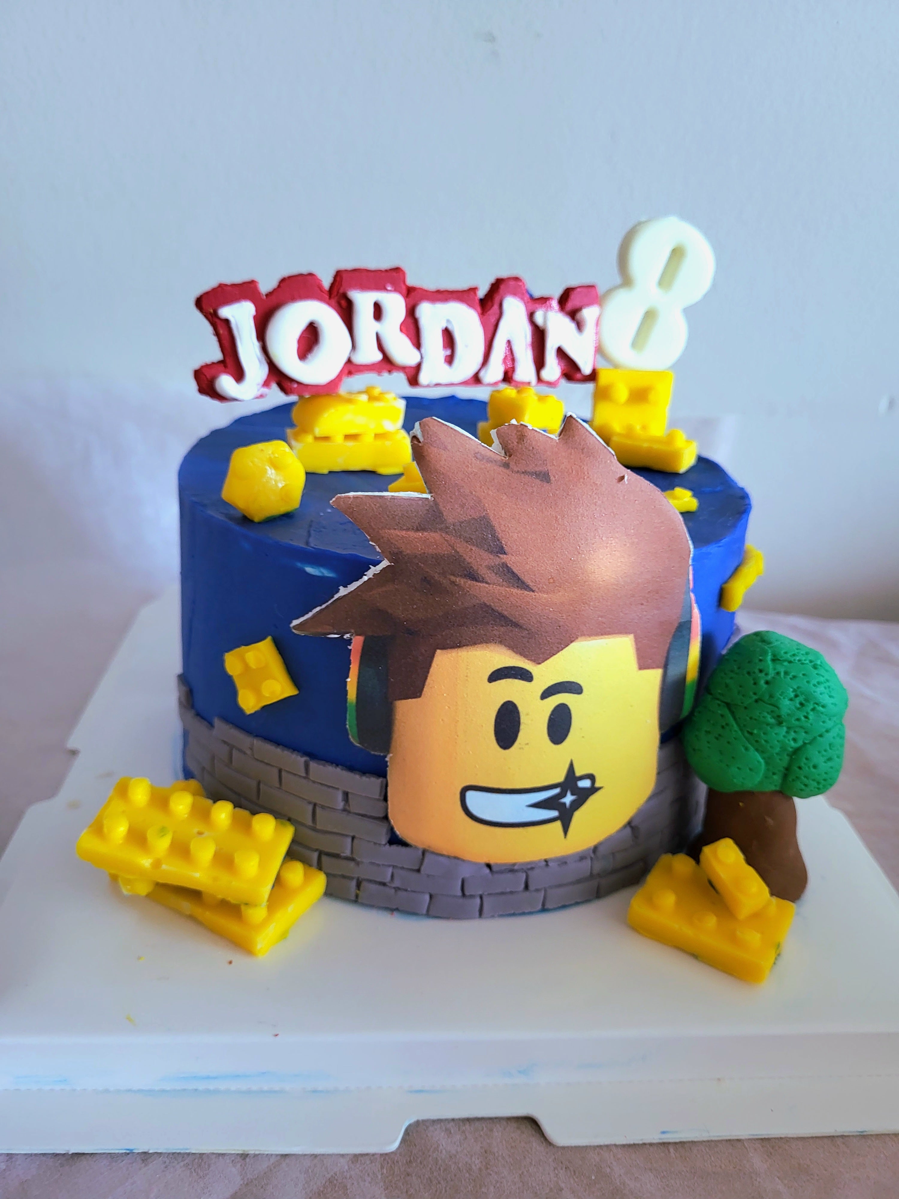 Roblox Cake
