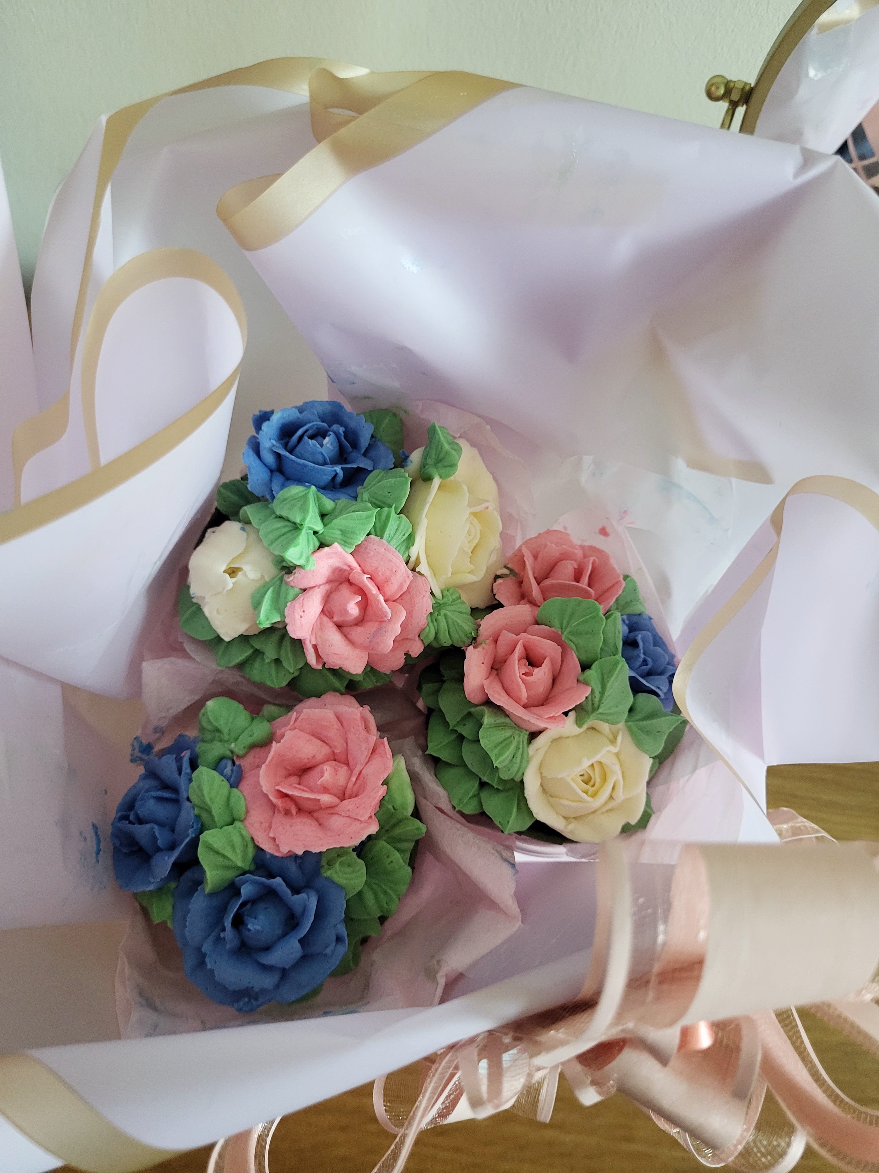 Cupcake Bouquet 3pcs